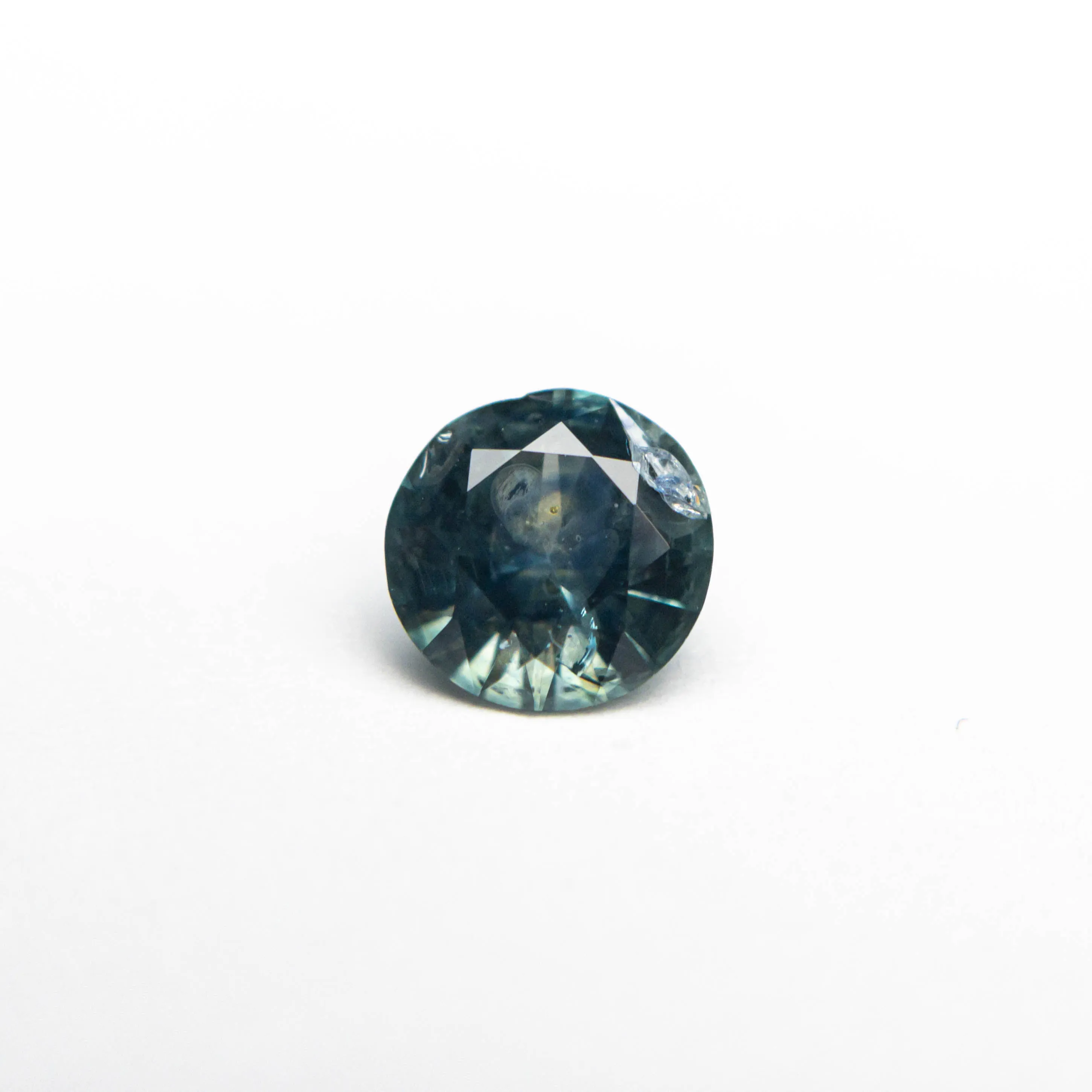 0.68ct 5.54x5.41x3.30mm Round Brilliant Sapphire 19942-25