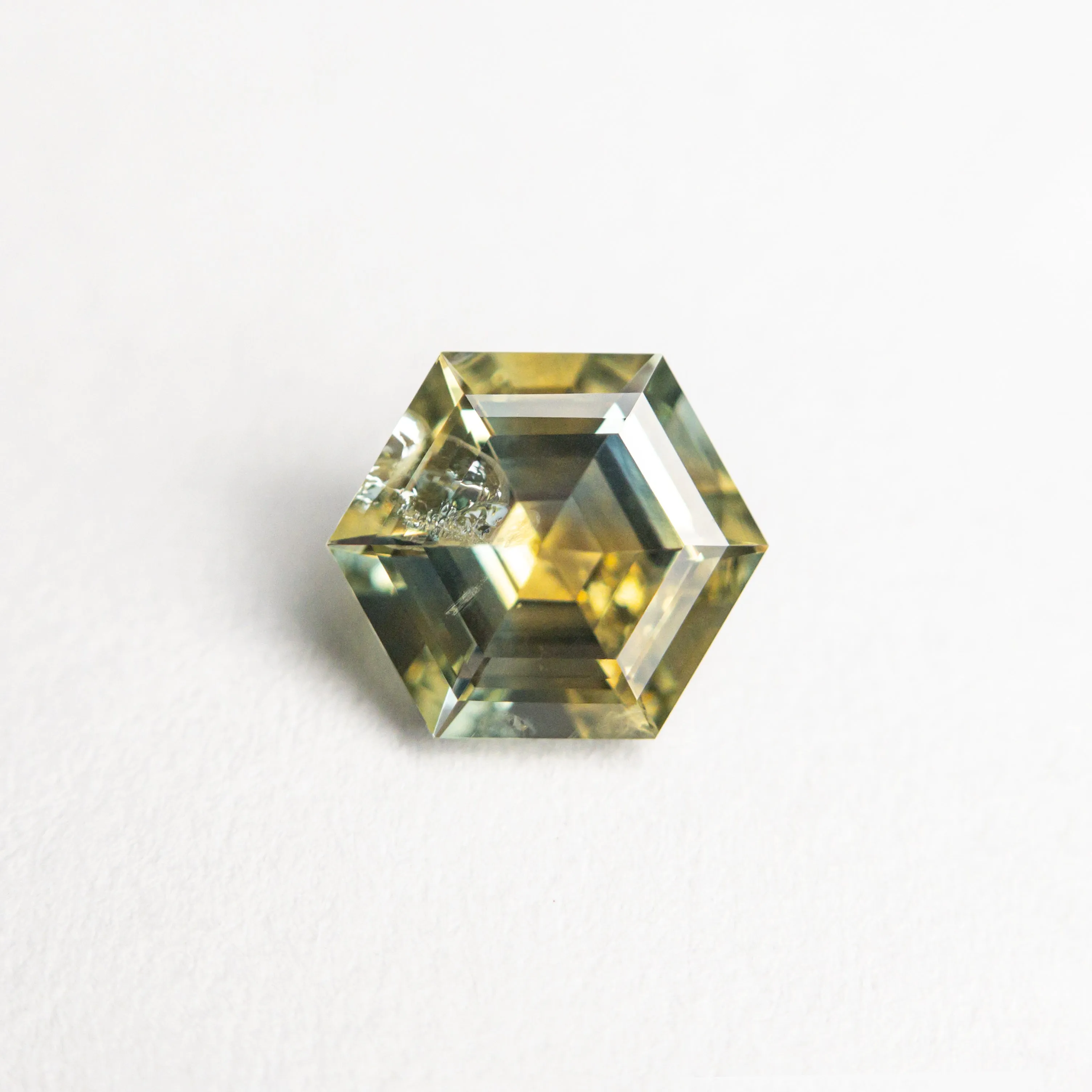 1.02ct 6.76x5.91x3.45mm Hexagon Step Cut Sapphire 23088-02