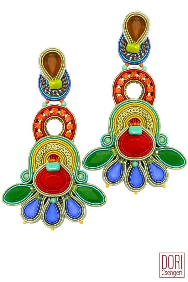 Wonderlust Resort Earrings